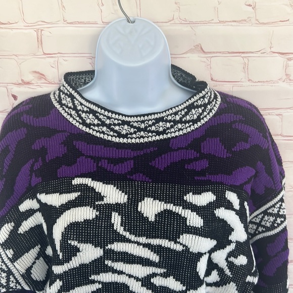 Vintage knit crew neck sweater - Picture 3 of 8